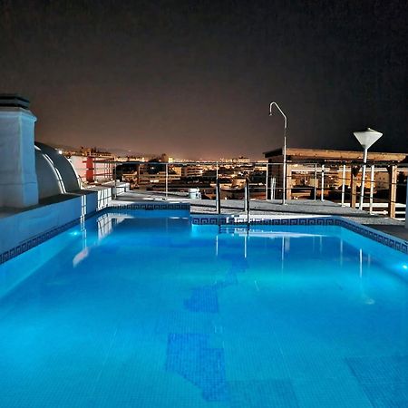 מארבלה Penthouse With Private Pool, Hot Tub Jacuzzi With Sea Views And Chill-Out Zone, Close To The Sea מראה חיצוני תמונה